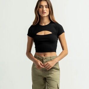 NWT TILLYS SKY AND SPARROW Womens Black Cut Out Tee Size XL